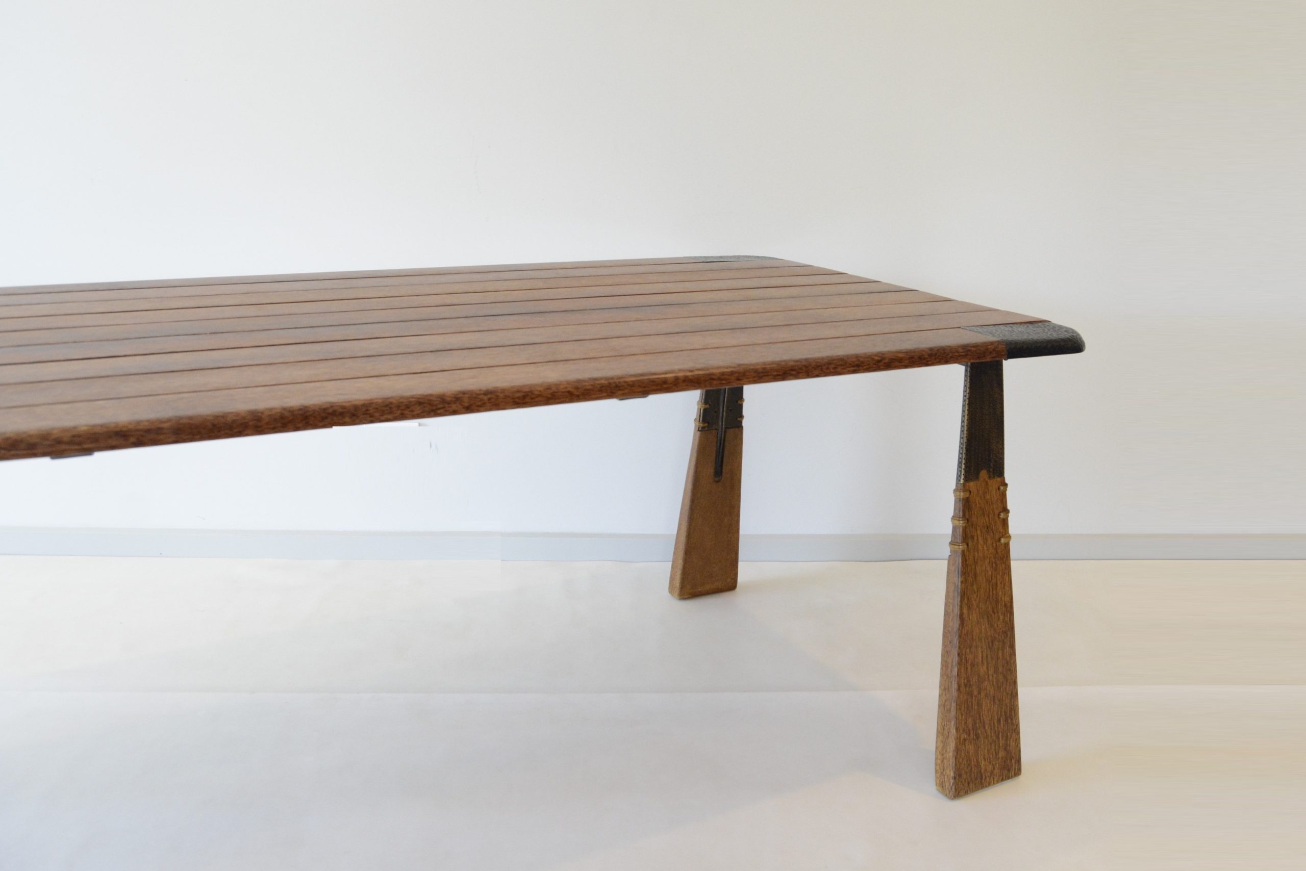 pacific-green-furniture-verite-dining-table-solid-timber-palmwood-b-b-italia-era (11)