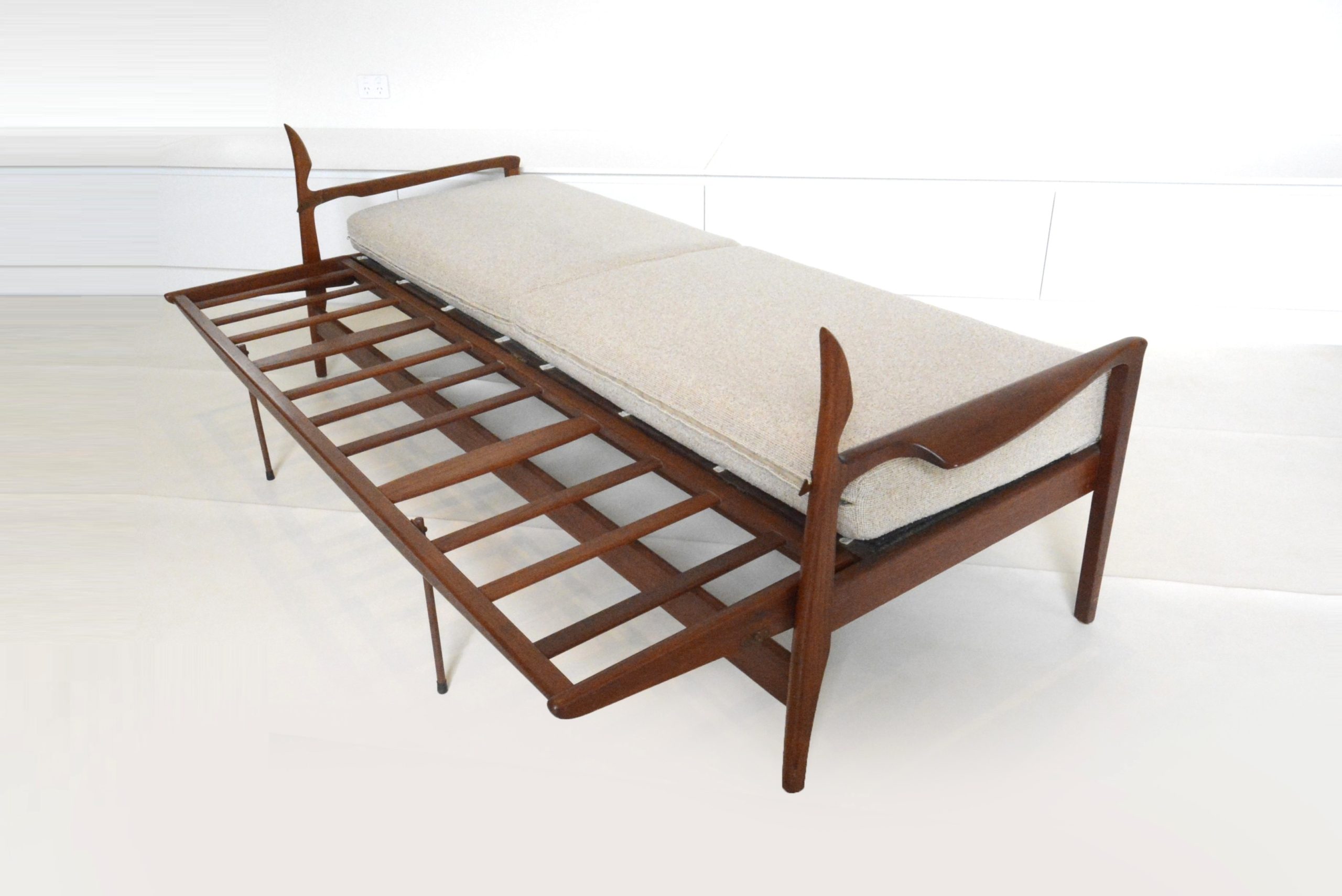 fler-narvik-day-night-sofa-couch-pair-chairs-vintage-danish-parker-era (28)