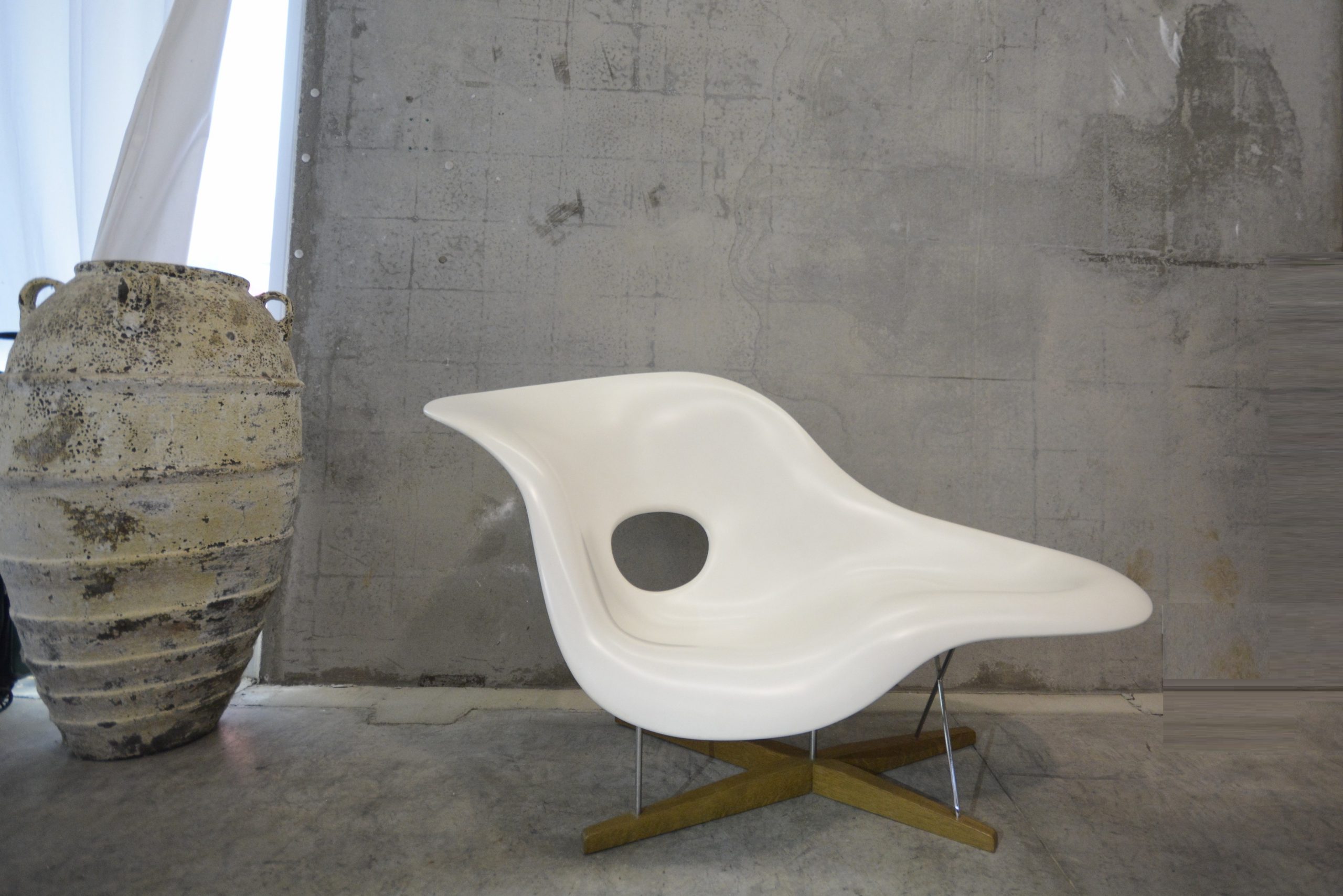 eames-vitra-lachaise-la-chaise-fibreglass-lounge-first-edition-designe (4)